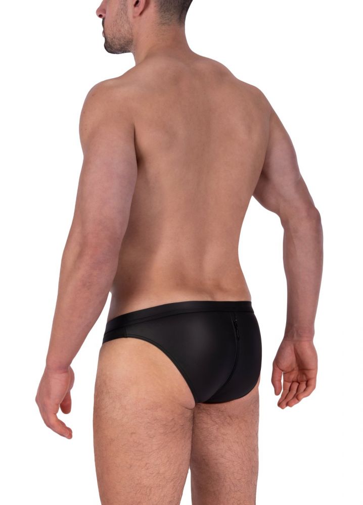 M2326 Zipped Brief